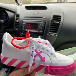 Brand new off white shoes